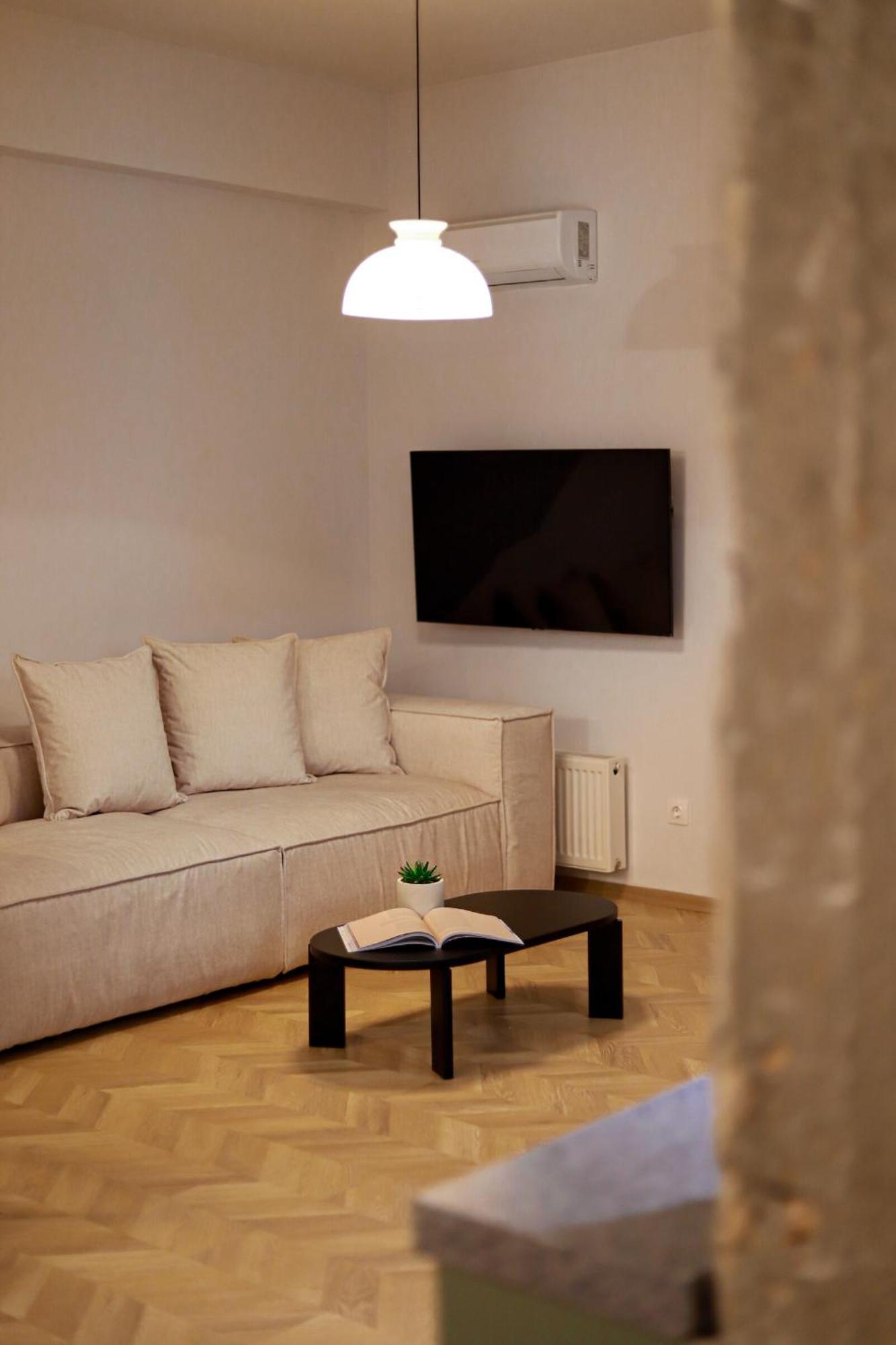 Pop Apartment At Koukaki Athens Exterior photo